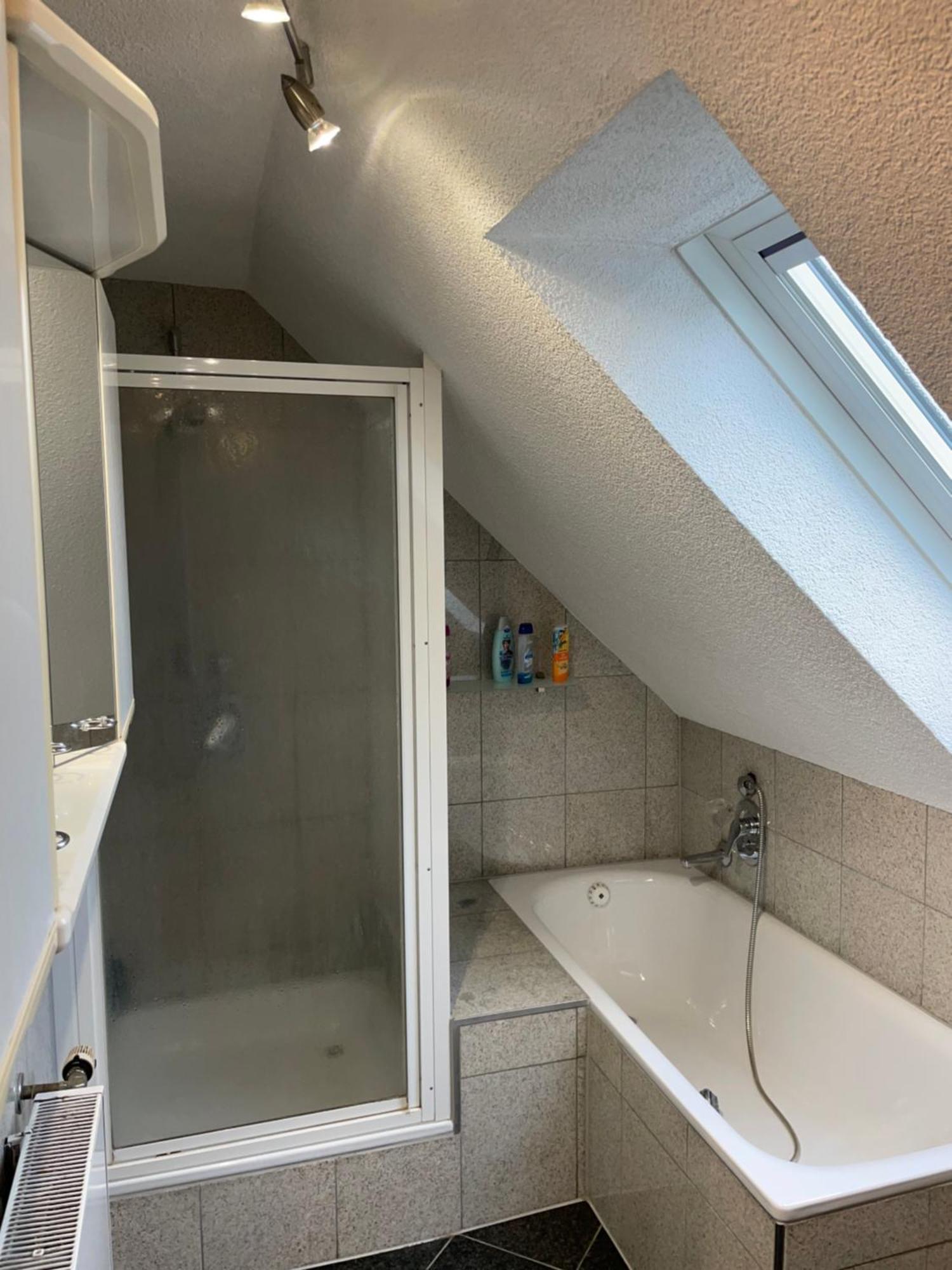 Haus Dambacher - Arbeiter-Monteurzimmer Nuertingen Ngoại thất bức ảnh